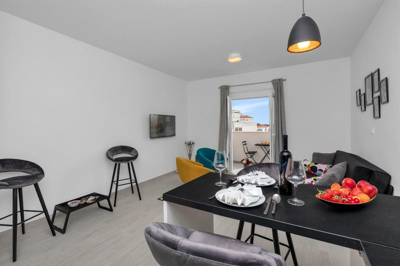 Apartments Morpheus Makarska Ngoại thất bức ảnh