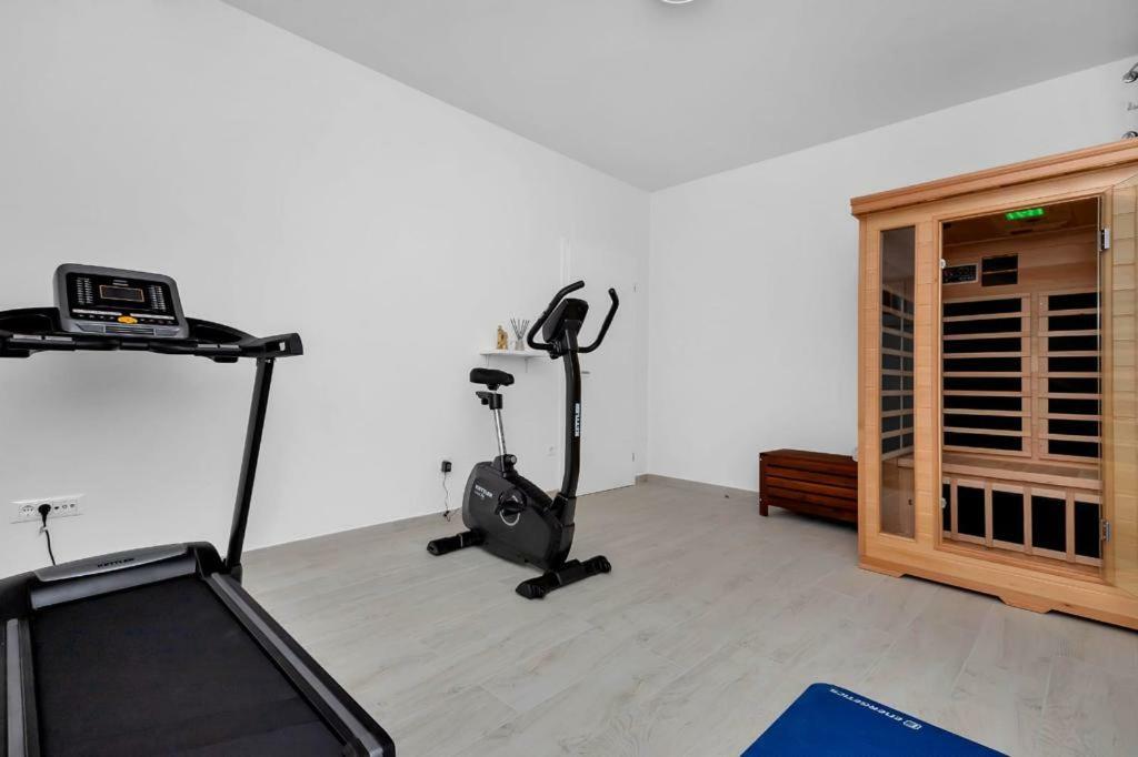 Apartments Morpheus Makarska Ngoại thất bức ảnh